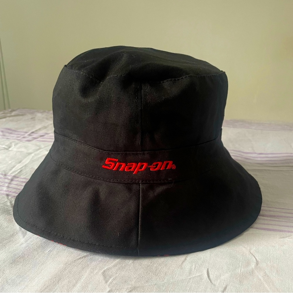 Reversible Snap On Bucket Hat